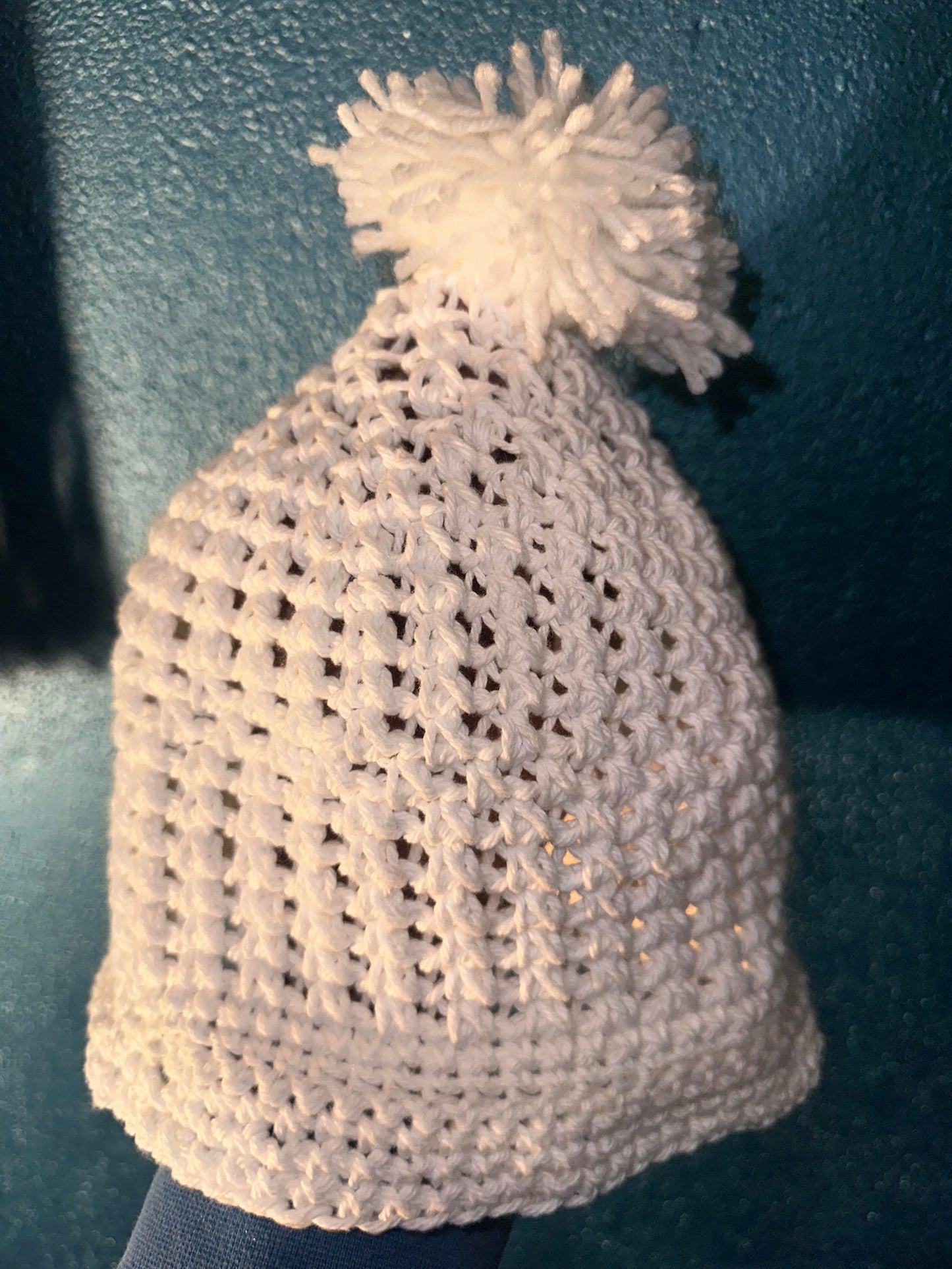 Crochet Hat w/pompom