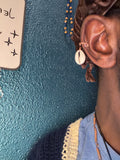 Simple cowrie ear cuff
